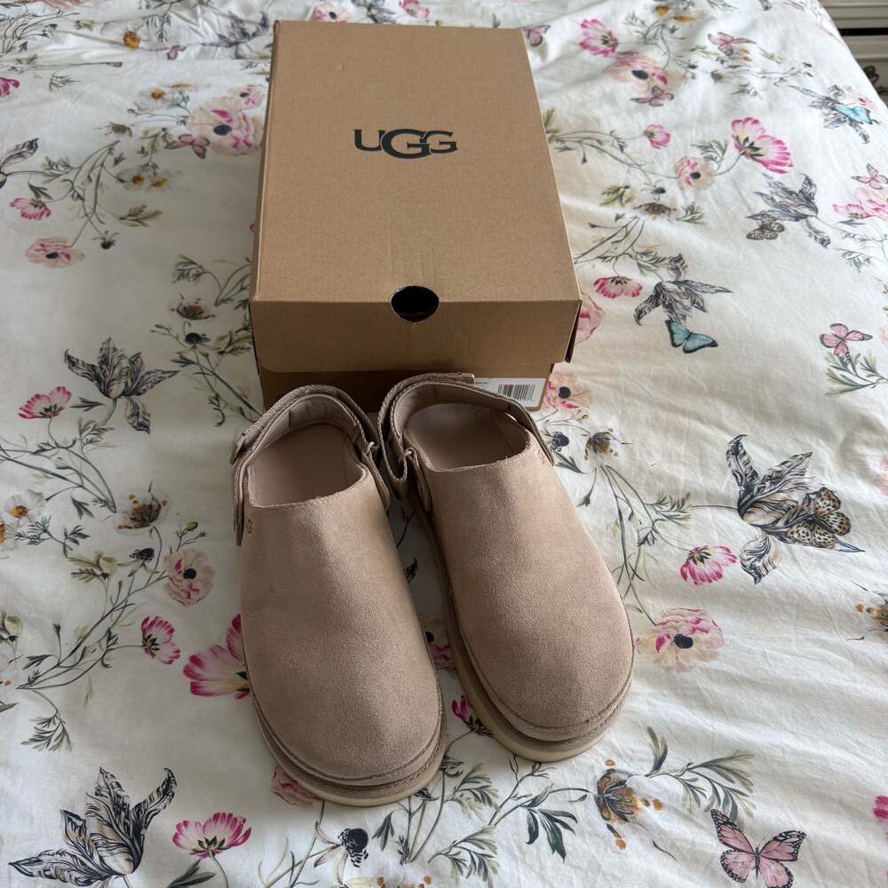 UGG Women's Goldenstar Suede Clog
